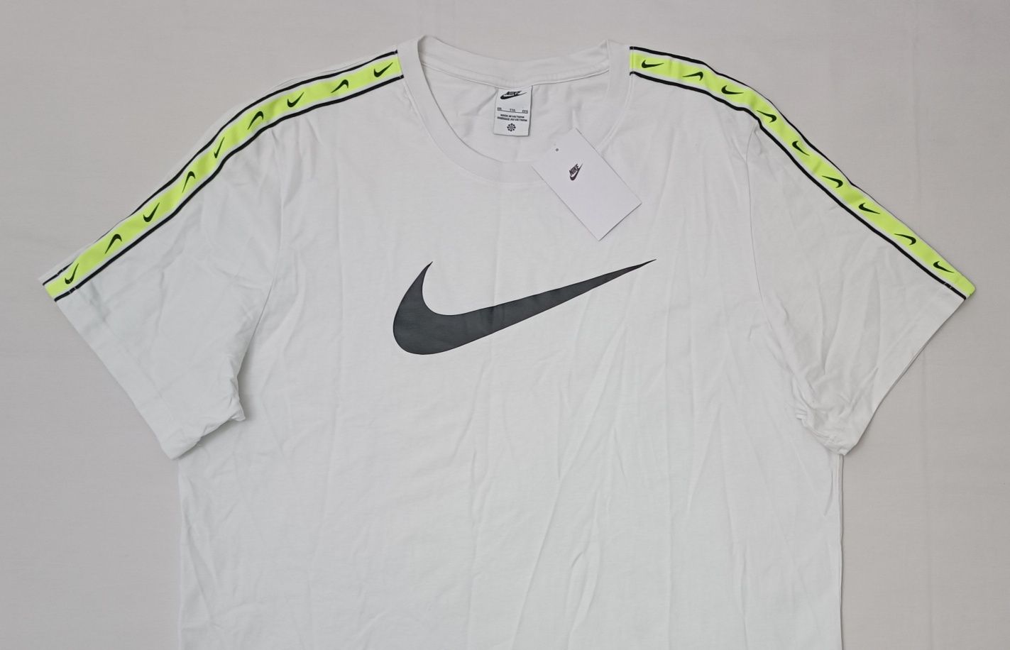 Nike Sportswear Repeat Tee оригинална тениска 2XL Найк памук спорт