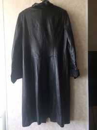 Сюртук кожаный ,цвет черный,размер 48