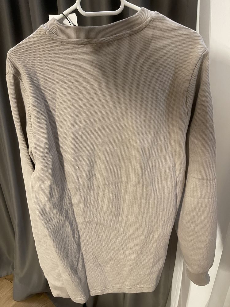 Bluza Calvin Klein marimea M, noua