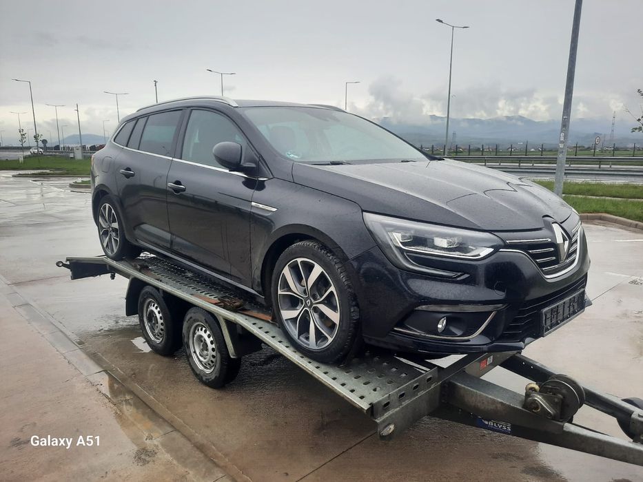 Inchiriez Platforma auto