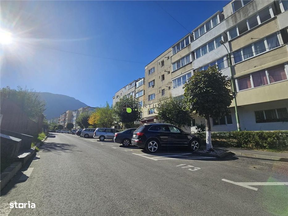 Apartament 3 camere de vanzare in Cartierul Caraiman, Zarnesti - COMIS