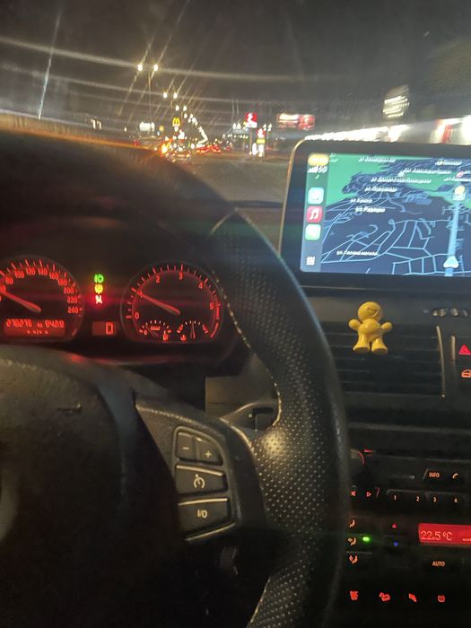 Продавам Bmw x3 204 кс автомат черен мат