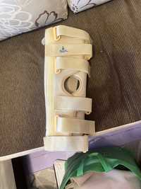 Тутор коленный 4030-18 OPPO Medical для полной фиксации, длина 45см