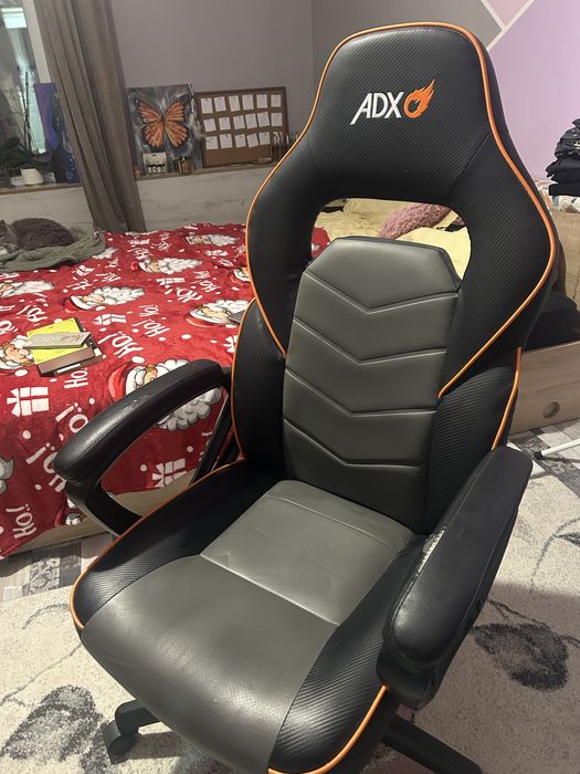 Gaming стол ADX!