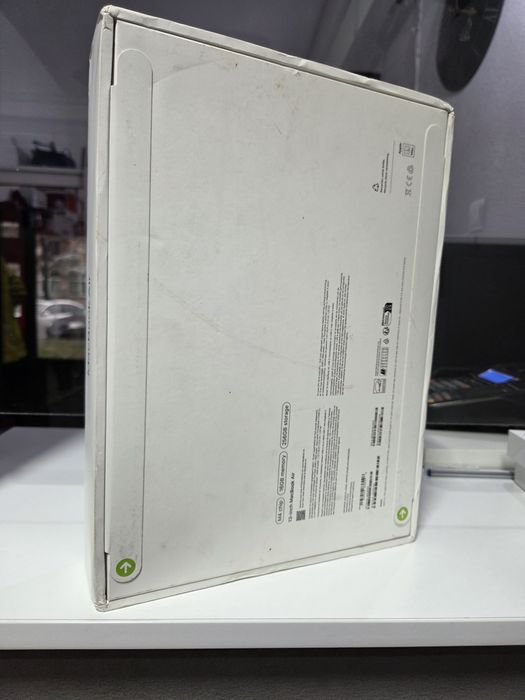 MacBook Air 13" M4 16/256 GB NOU Sigilat