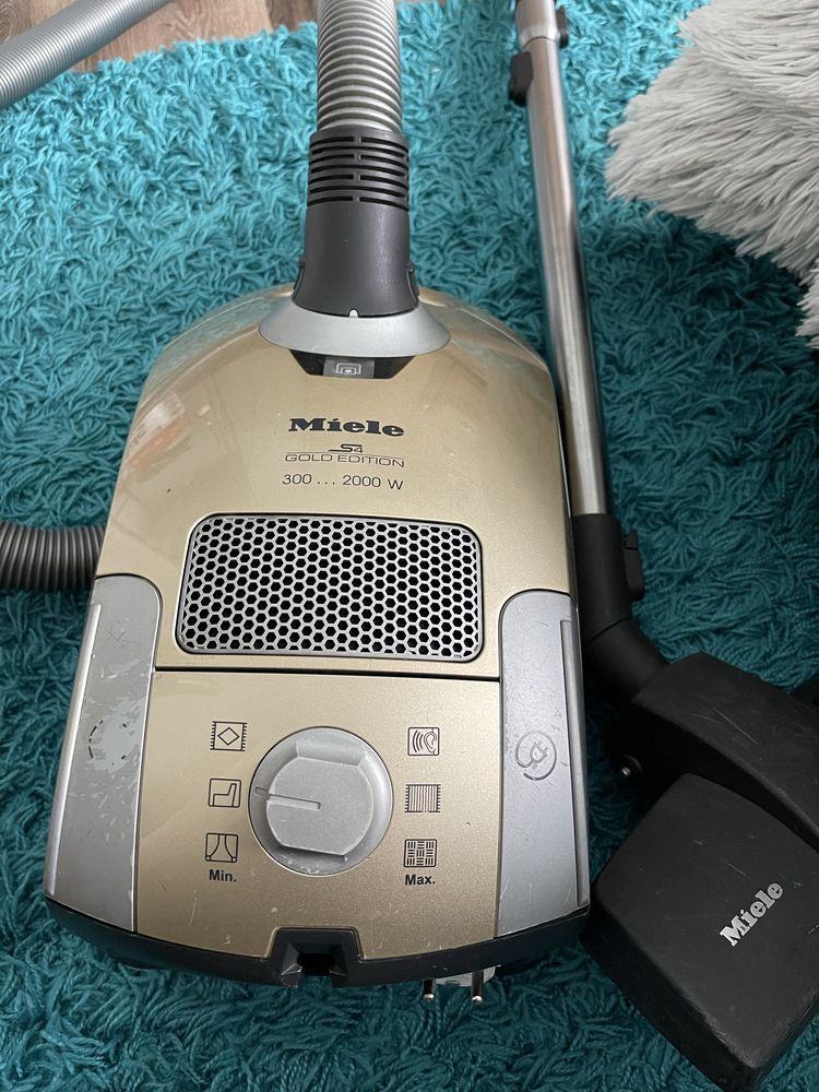 Прахосмукачка Miele gold serie
