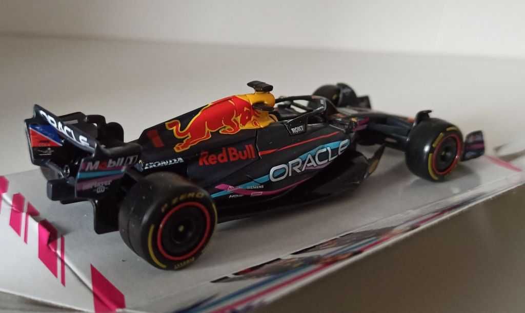 Macheta Red Bull RB19 Max Verstappen Miami GP Formula 1 2023 - 1/43 F1
