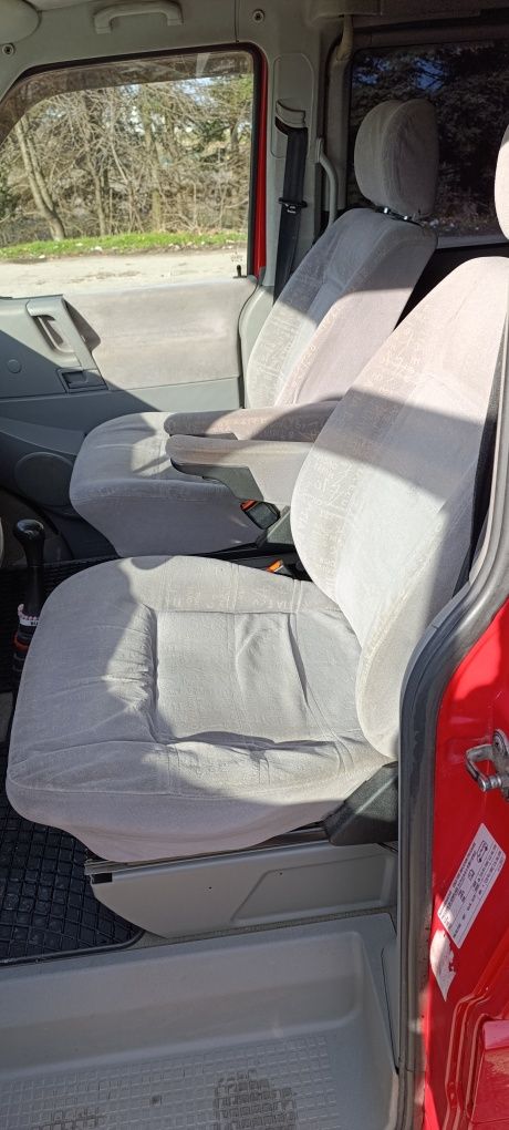 VW T4 Multivan 2.5 TDI 102 к.с. цена до края на месеца