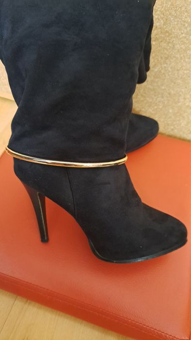 Дамски ботуши на ток