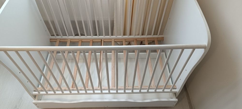 Pătuț complet bebeluș cu balansoar