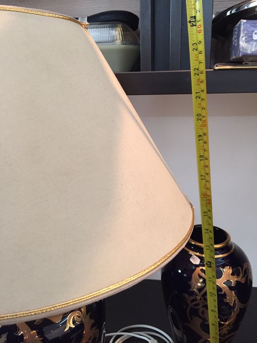 Set veioze,centru masa,vaza portelan fin cobalt cu foita de aur