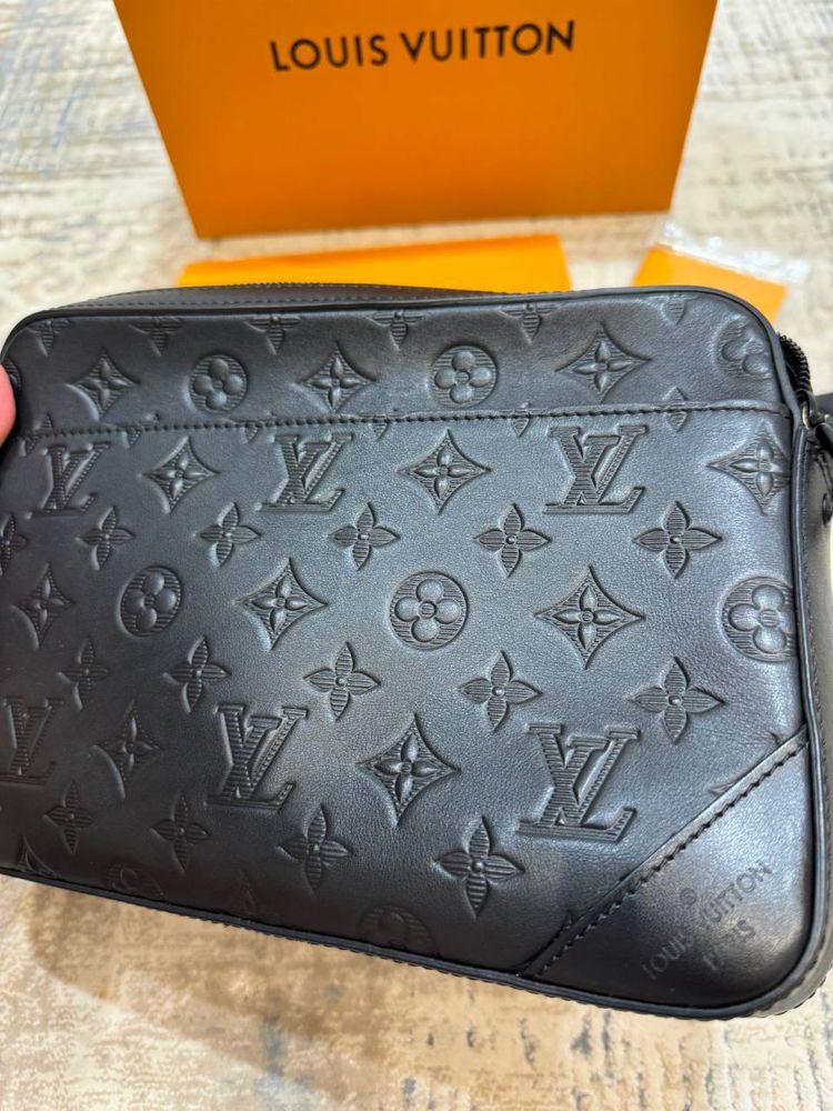 Louis Vuitton. Original