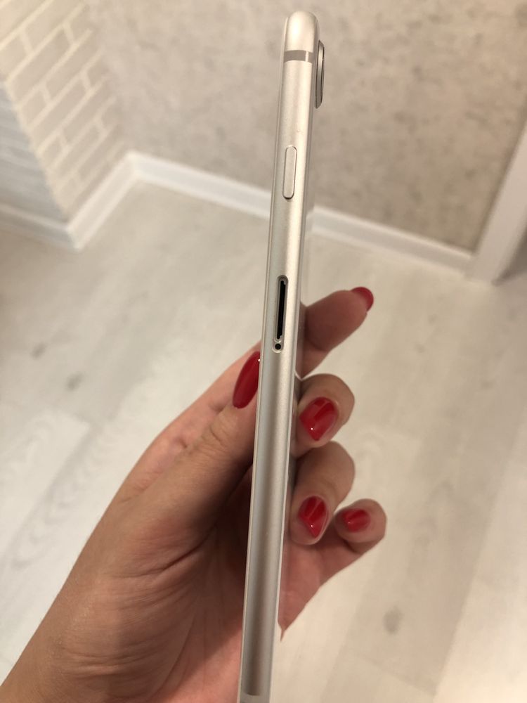 Продается iPhone 8 plus ОБМЕНА НЕТ!!!
