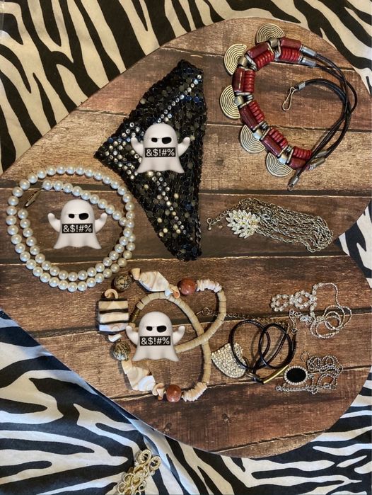 Гривни  и колиета