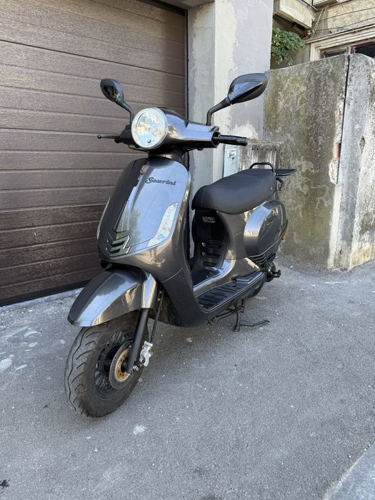 Scuter injectie Fara Permis 25km/h 2020 cu RAR  Gri