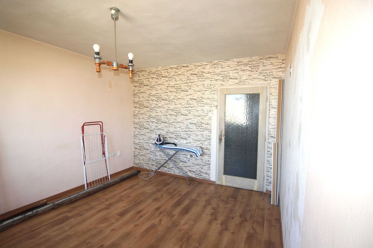 Продава се Двустаен апартамент в Габрово, Център - 68 кв.м за 938 €/кв.м - Снимка #4