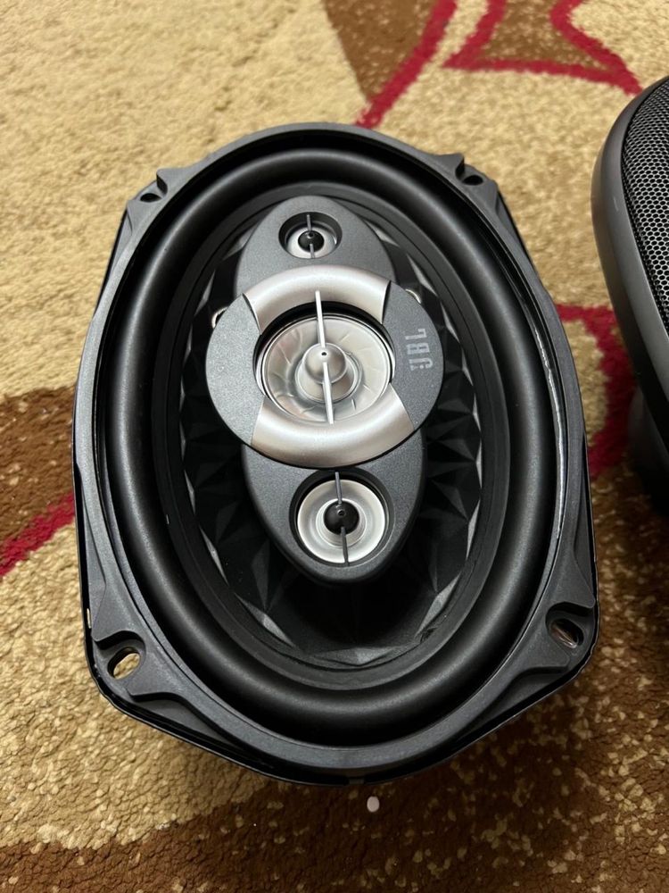 Колонка jbl