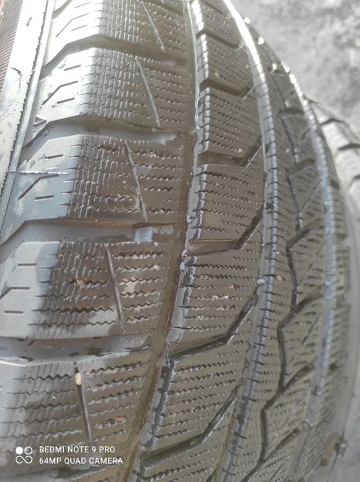 Комплект зимних шин 285.65.R17