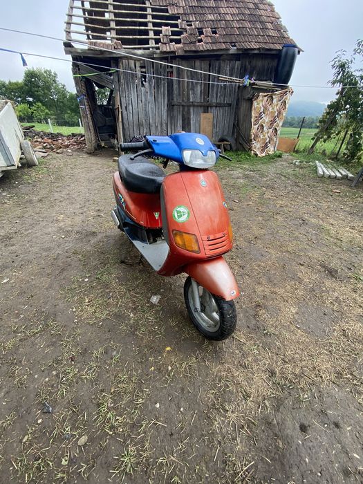 Vnd scuter piaggo 49cc sau schimb cu atvcu motor de 250cc minim 200cc