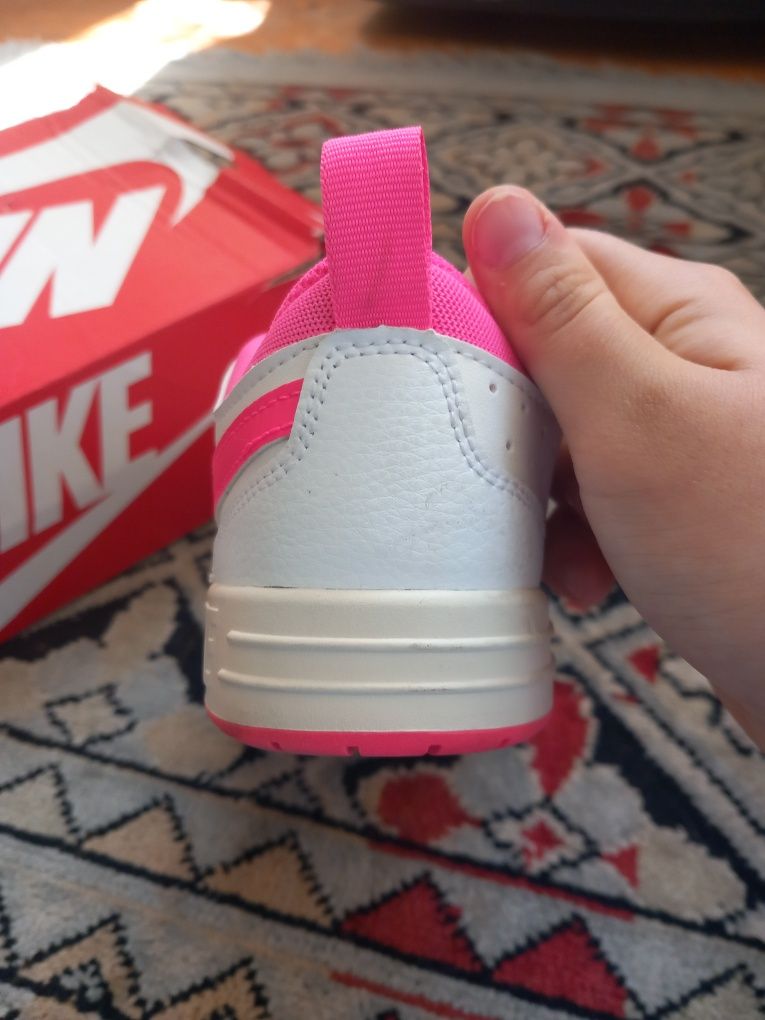 Nike air force 1 roz cu alb