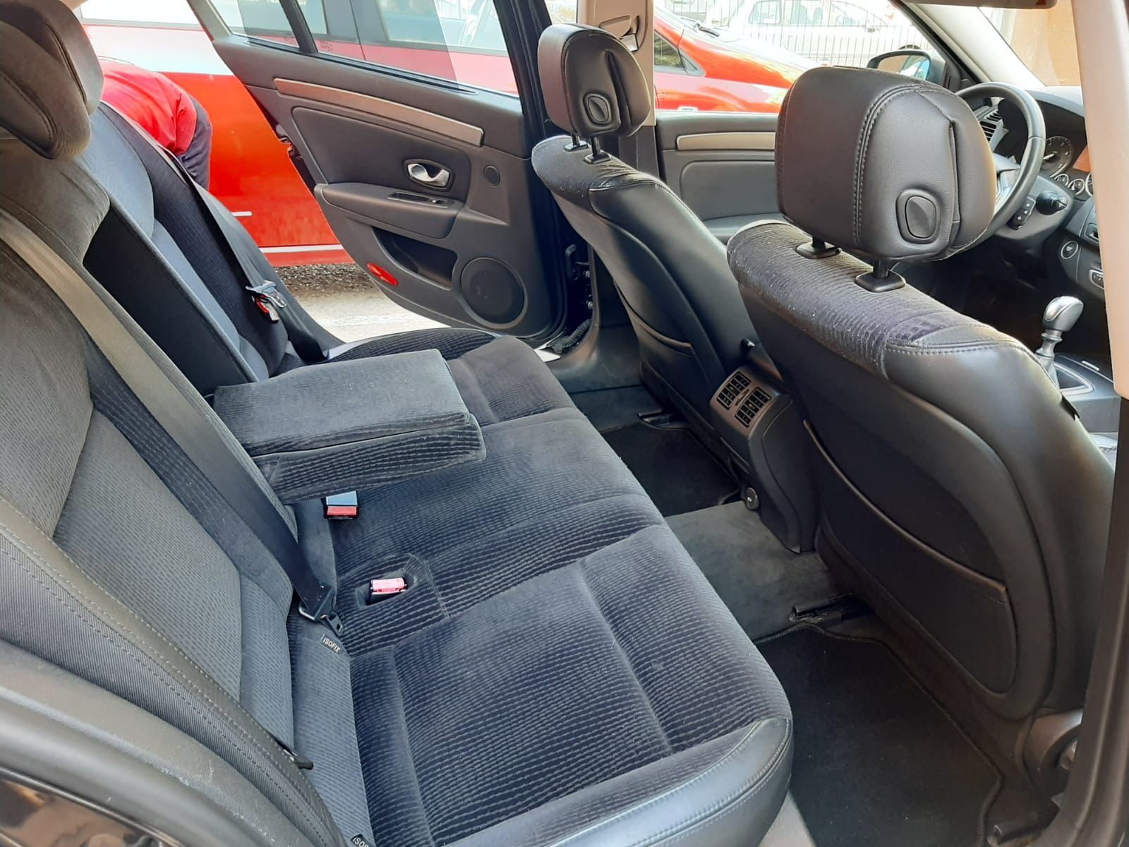 Renault Laguna 3 2.0dci negociabil