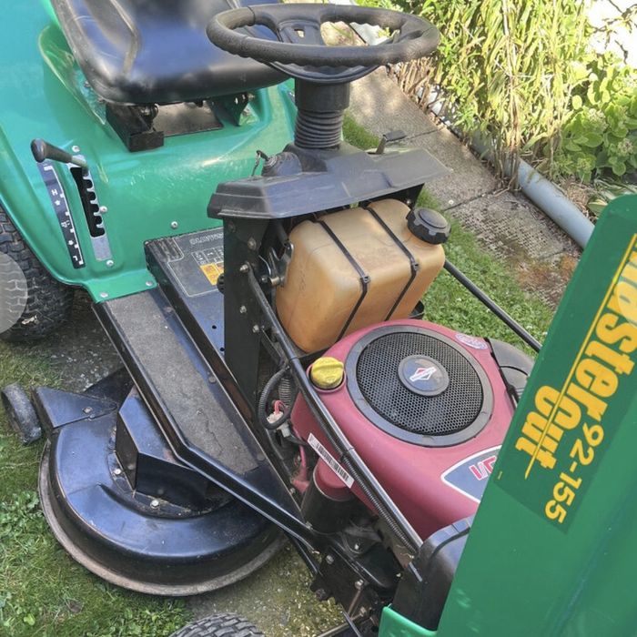 Tractoras iarba/gazon MTD Mastercut