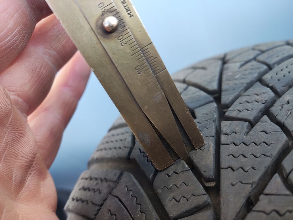 185/65/15 Kumho Winter