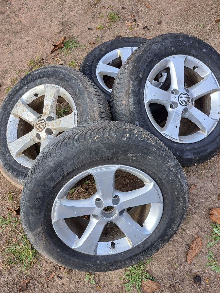 Vând jante aliaj cu cauciucuri de iarnă vw tiguan