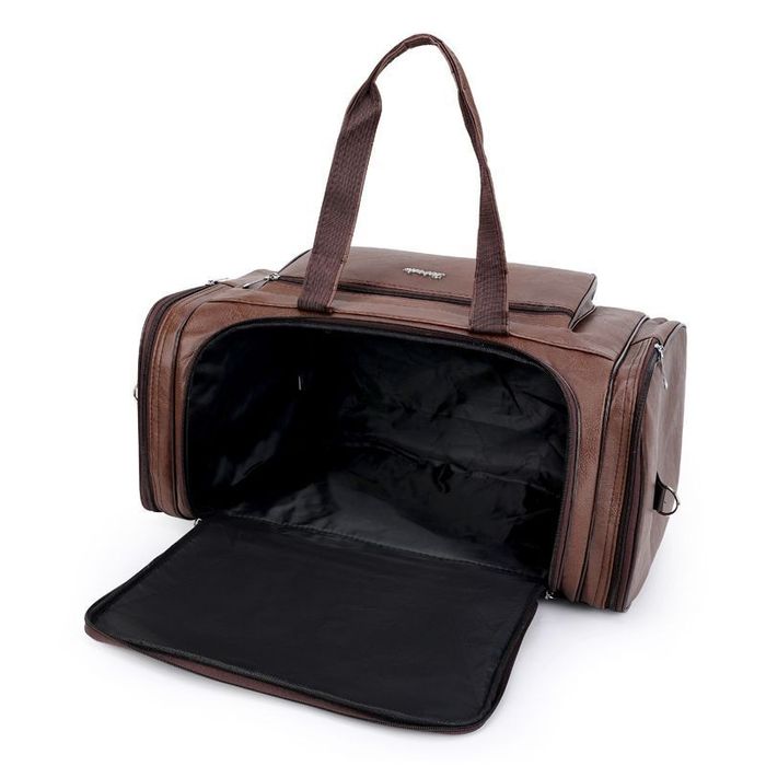 Чёрная спортивная сумка