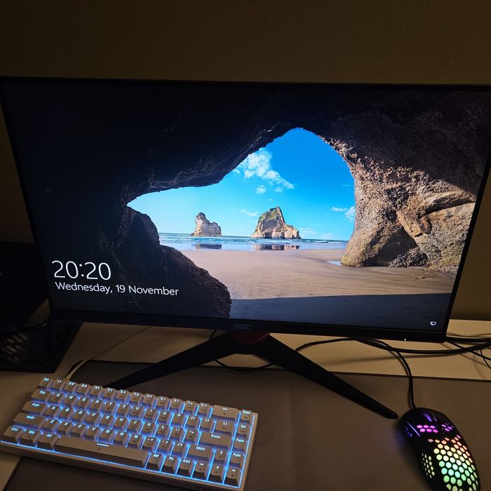 Продавам геймърси компютър ниска цена