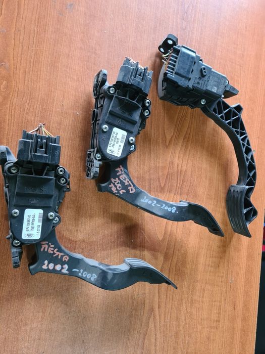 Pedala accelerație Ford C Max Fiesta Mazda2 Fusion