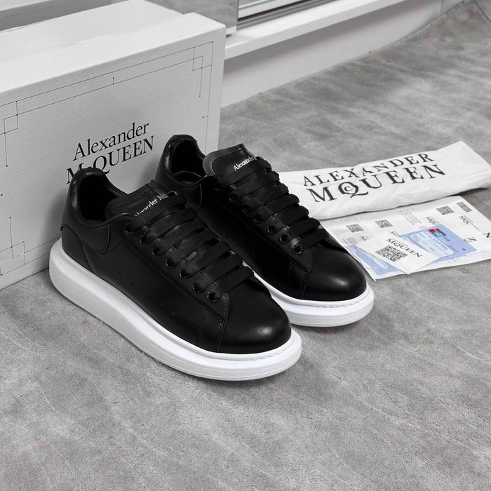Adidasi Alexander Mcqueen negri/albi piele naturala
