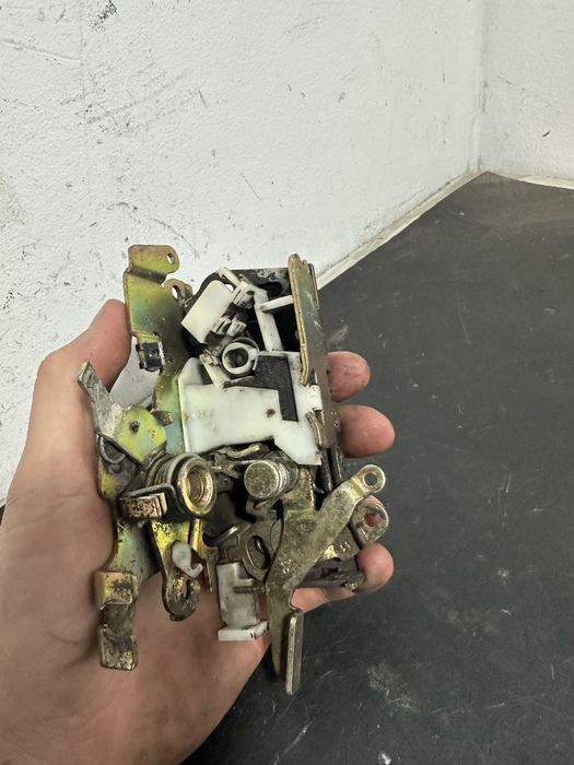 Broasca usa dreapta spate Mercedes Sprinter  W905 1995-2006 316cdi 313