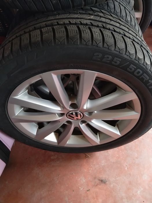 Jante aliaj originale vw passat b7 cu doua anvelope că noi.