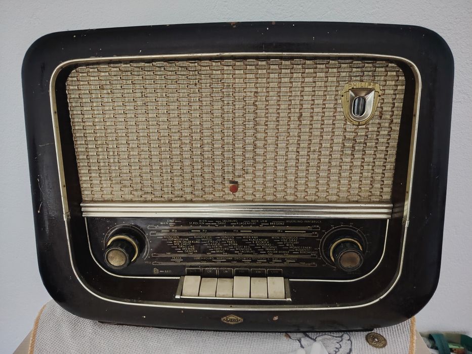 Radiouri de colecție Philips vechi antice