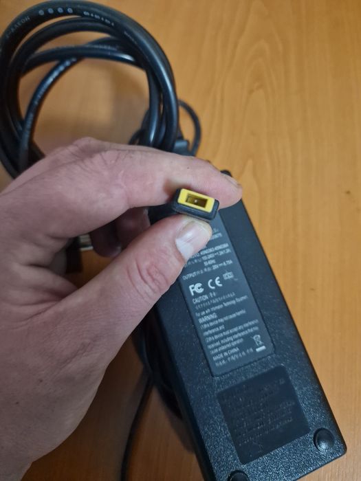 Incarcator Laptop Lenovo