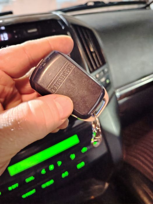 Срочно Продам пульт старлайн А94