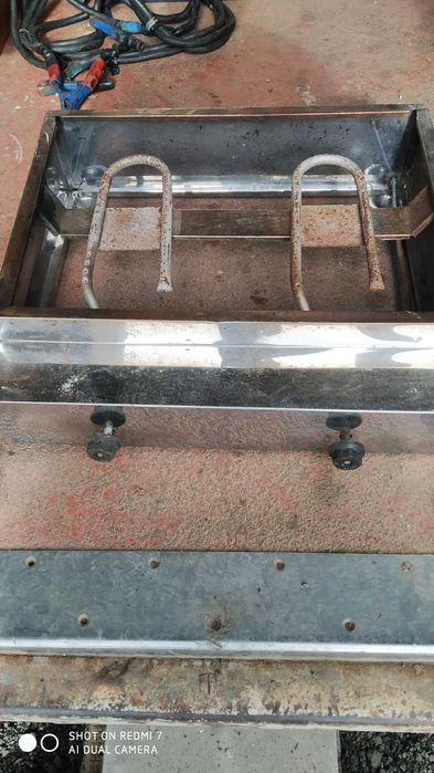 скара на газ уребрена