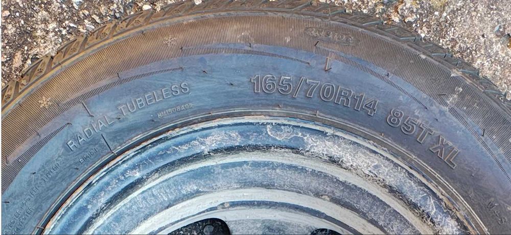 4 anvelope iarnă 165/70/R14  Dacia Spring cu/fără jante oțel/aliaj