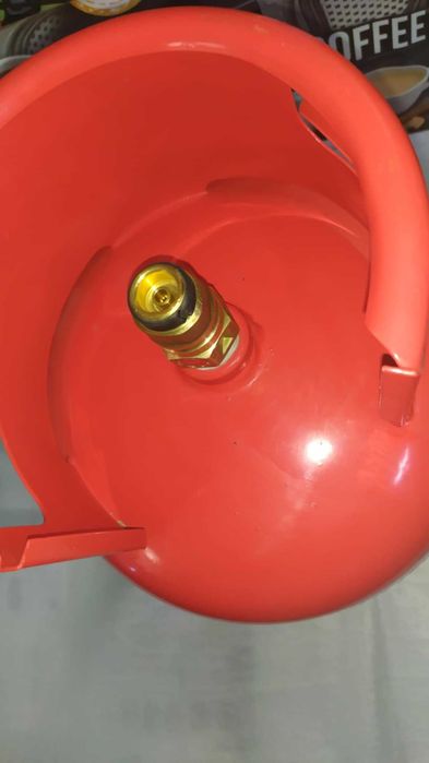 ГОЛЯМА ГАЗОВА Бутилка НОВА с винтил и Маркуч НОВИ