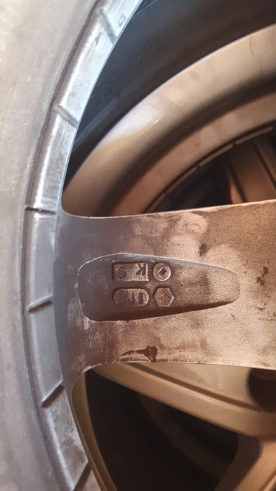 Set Jante 5x114.3 cu anvelope 215/70 R16