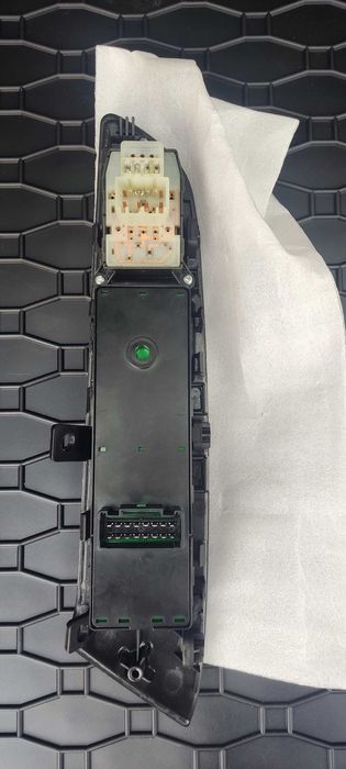 Бутони за ел.стъкла, огледала Hyundai Хюндай ix 35, Tucson