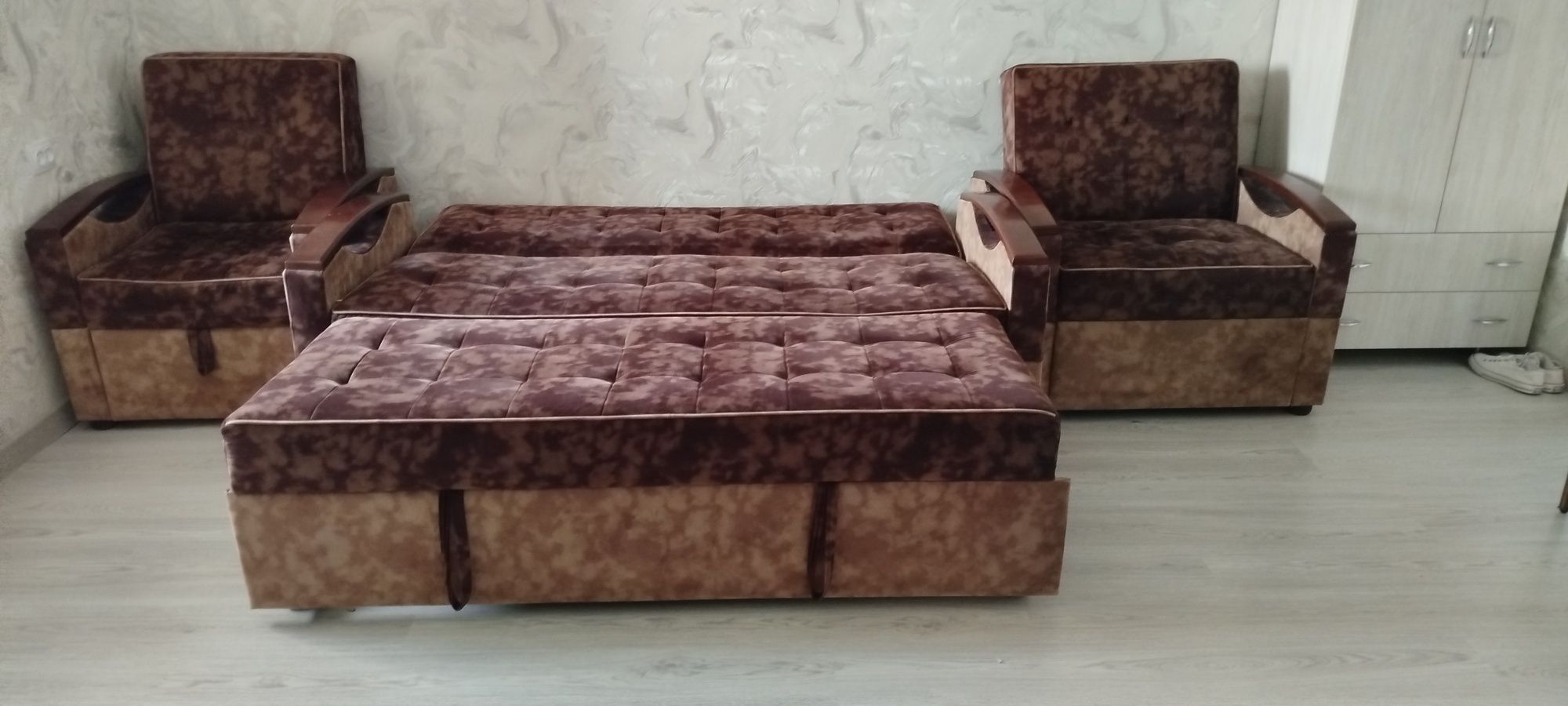 Продам мебель  б.у