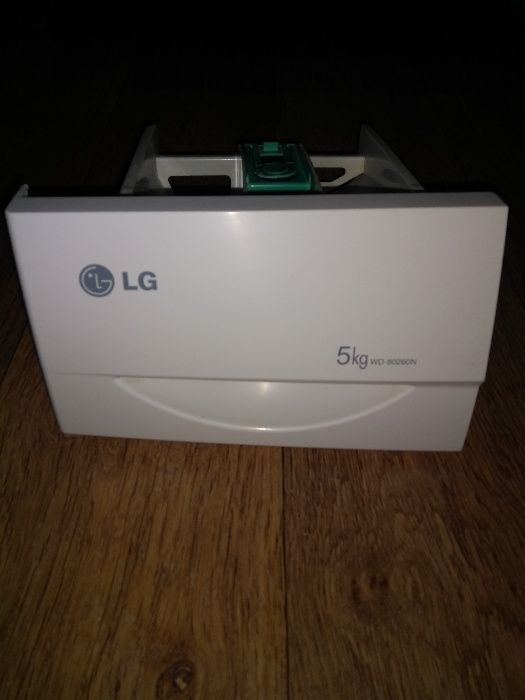Продам панель с лотком от стиральной машины LG WD-80260N (платы нет)