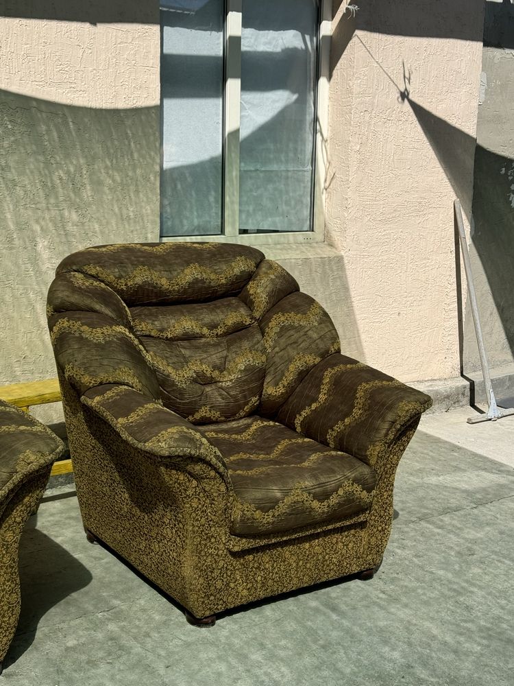 Продам диван комплект