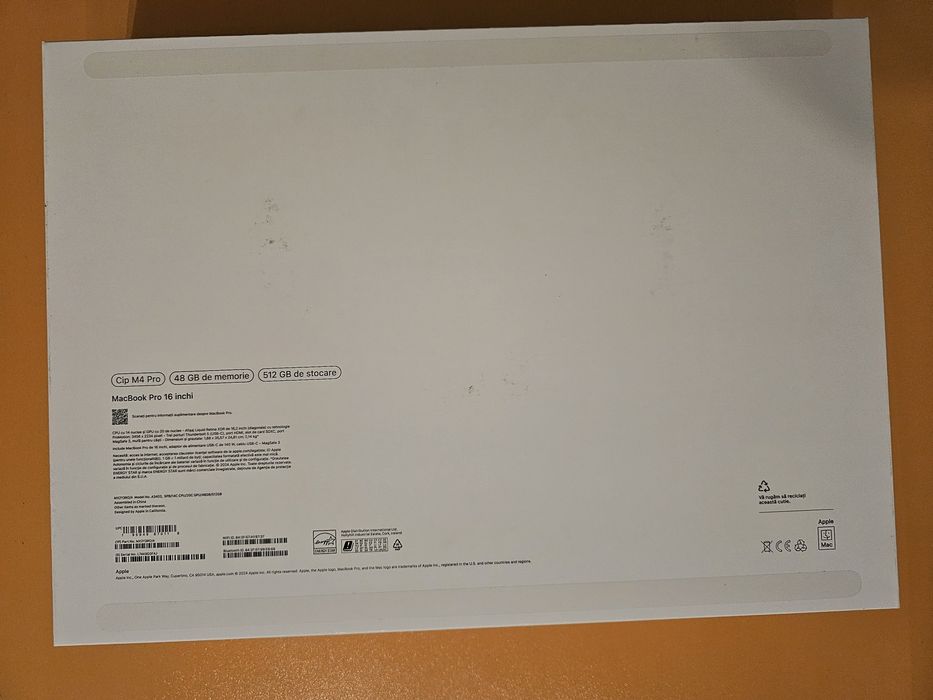 Лаптоп Apple MacBook M4 Pro 16", 14 CPU 20 GPU, 48 RAM, 512 GB SSD
