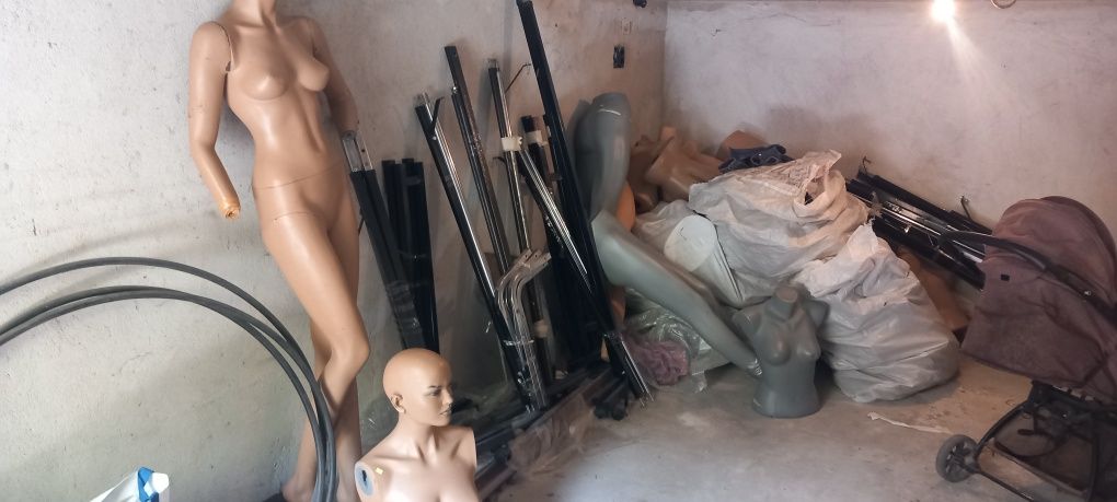 Оборудване за магазин за дрехи