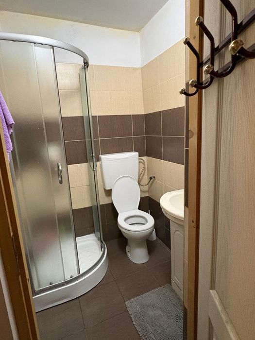 Inchiriez garsoniera