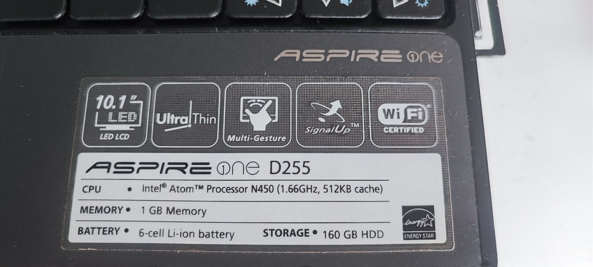 продам ноутбук Acer Aspire One D 255