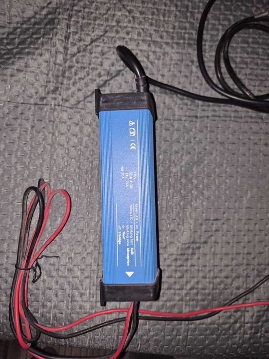 Victron incarcator din retea blue power charger 24/12